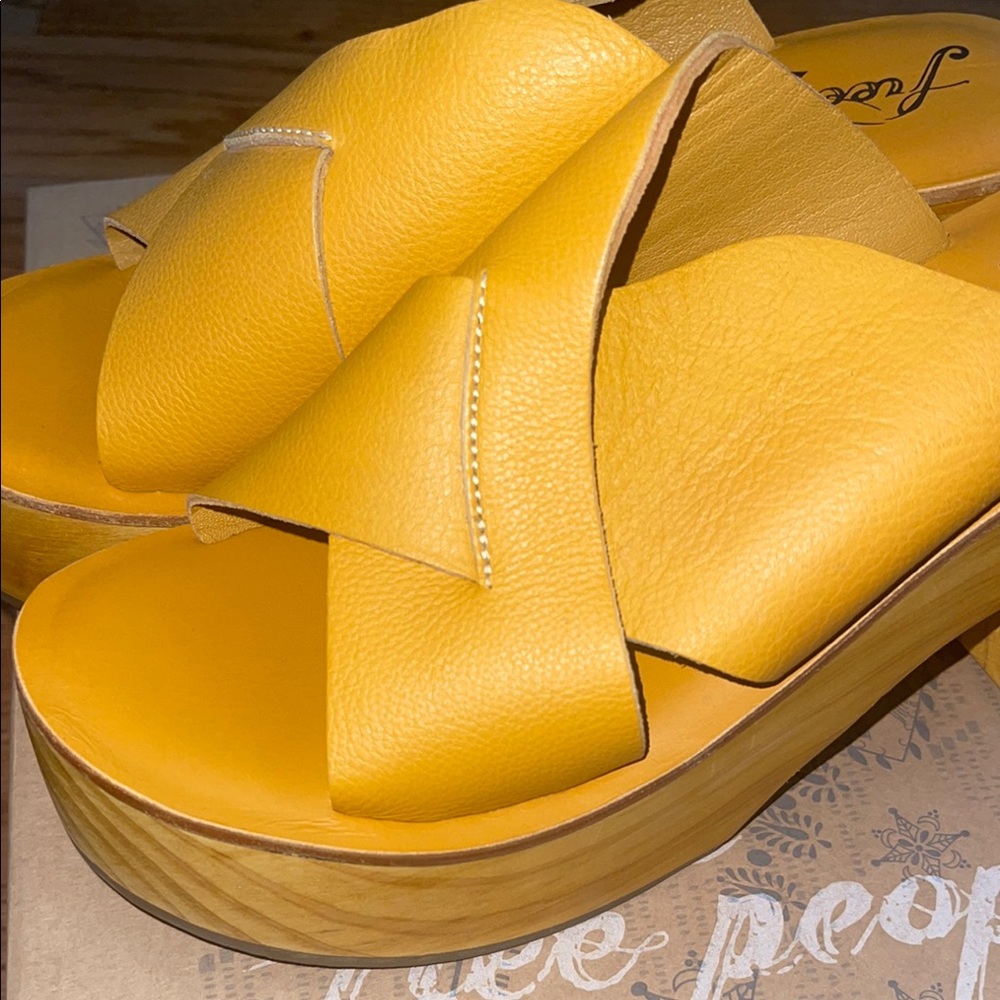 🤩final price Free People kora platform clog size 38 - Picture 2 of 10